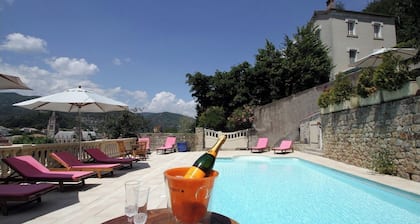 VILLA AIMEE LUXURY APARTMENTS WITH HEATED POOL