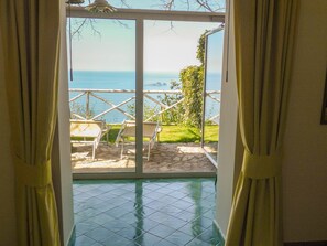 Balcony view - Bacio Del Sole B&B (Positano)