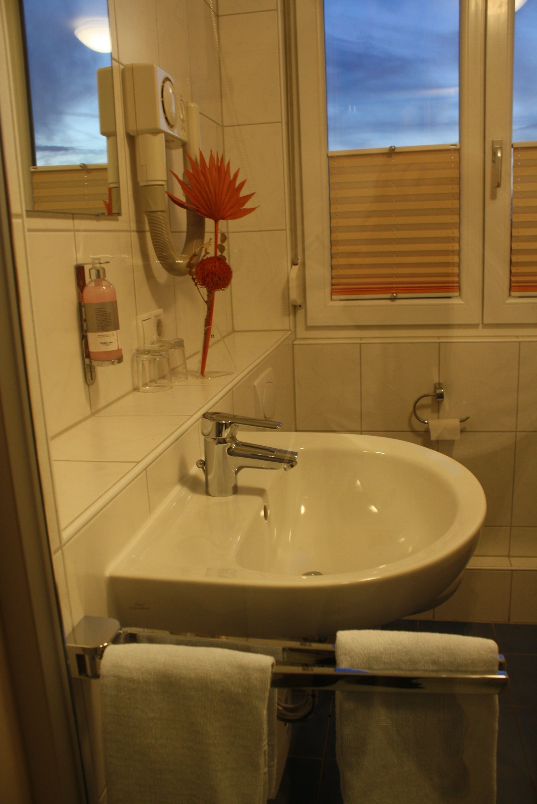 standard double room | bathroom | shower, hair dryer, towels