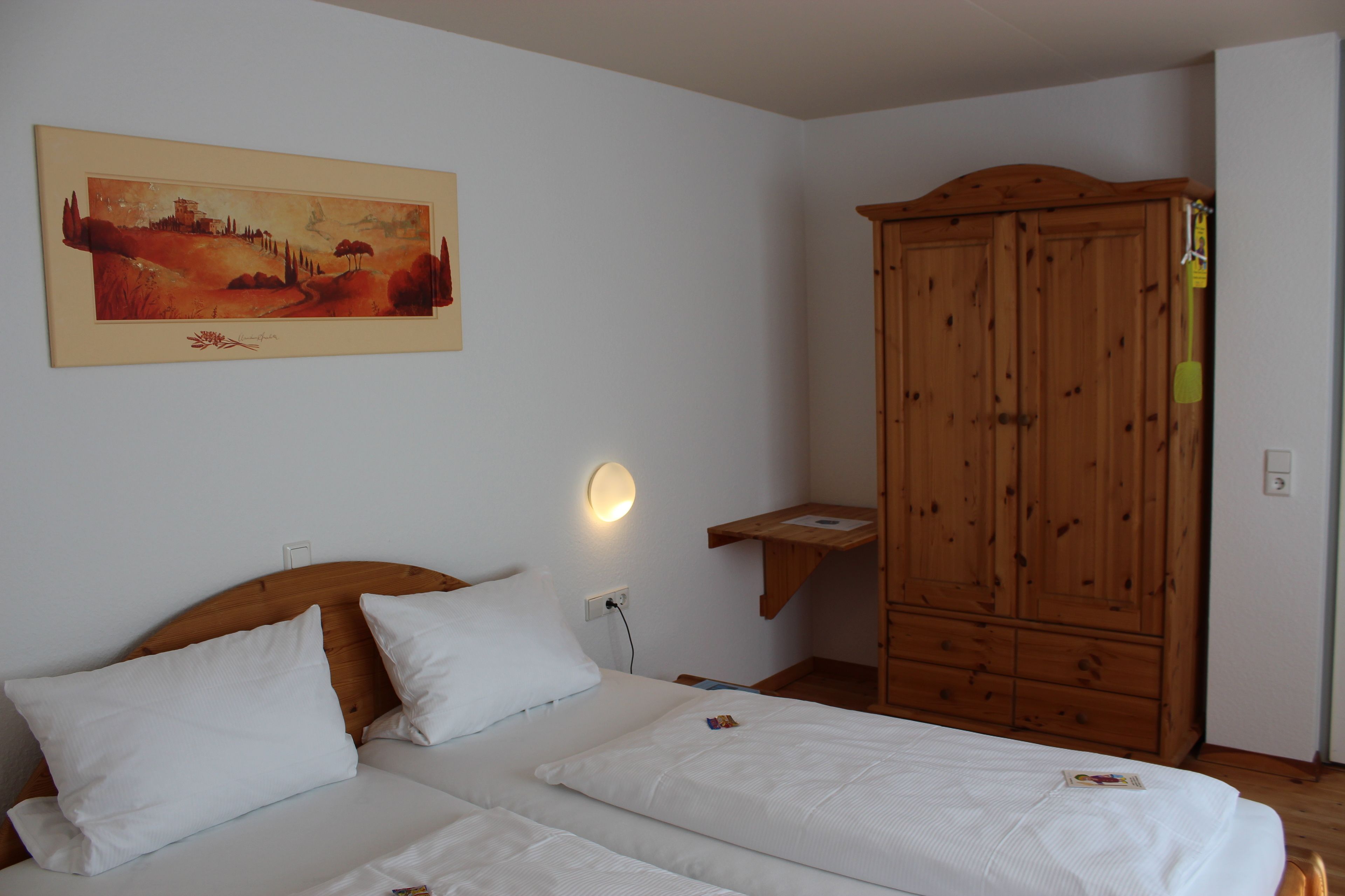 standard double room, private bathroom | hypo-allergenic bedding, in-room safe, desk, soundproofing