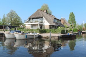 Lago