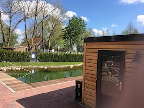 Property grounds - Gasthof Oldenwöhrden (Woehrden)