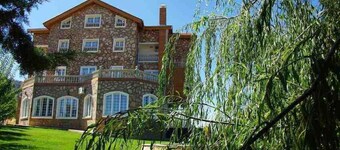 Le Palais des Cerisiers