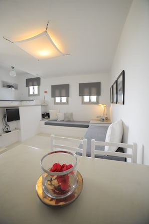 Executive Room (Maisonette) | Living room | LCD TV, DVD player - Anemoi Resort (Paros)