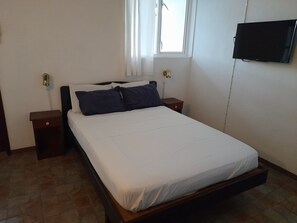 In-room safe, individually decorated, individually furnished, desk