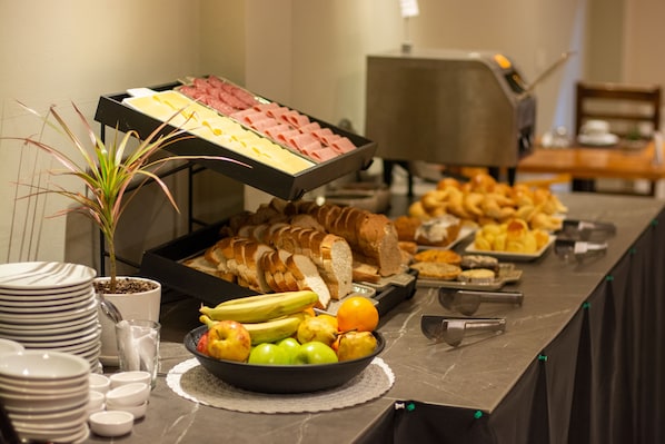 Gratis frukostbuffé varje dag 