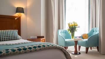 Deluxe-Doppel- oder -Zweibettzimmer | Hochwertige Bettwaren, Daunenbettdecken, Minibar, Zimmersafe