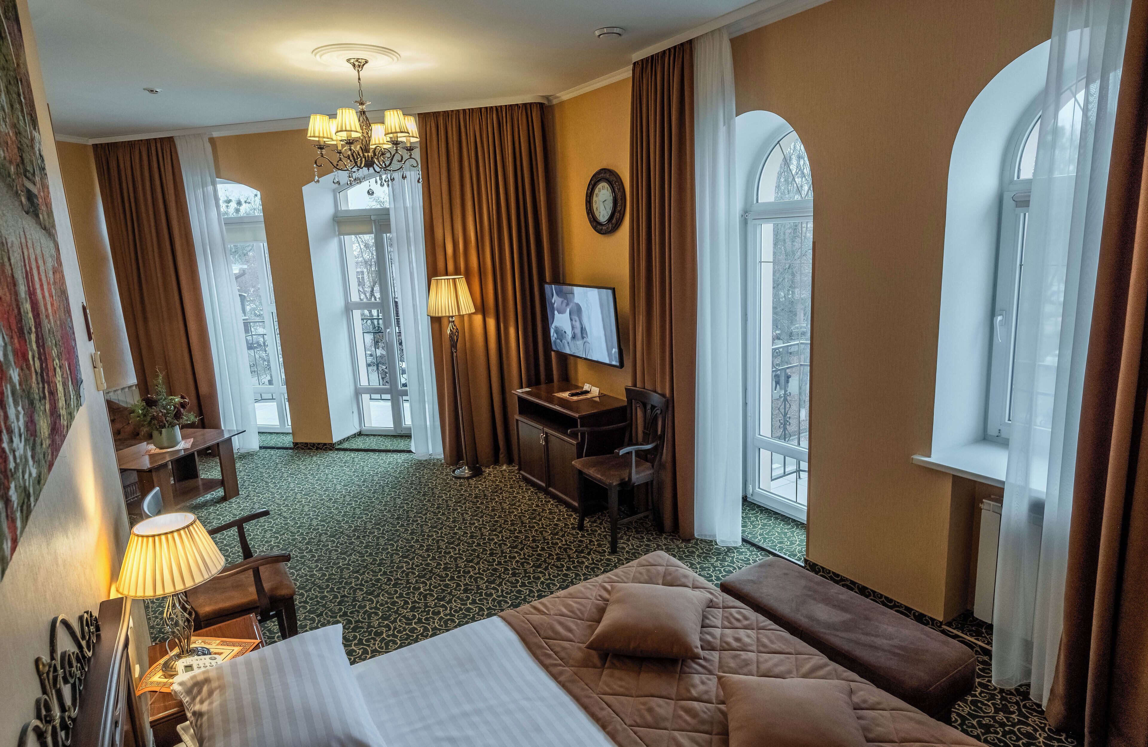 Premium bedding, minibar, in-room safe, individually decorated