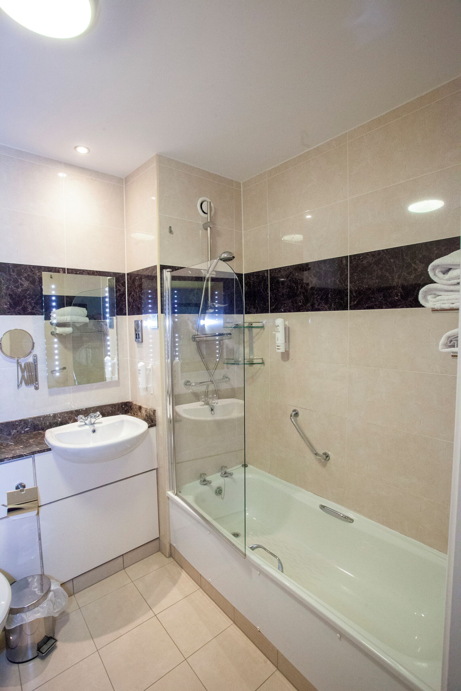 deluxe double or twin room | terrace/patio