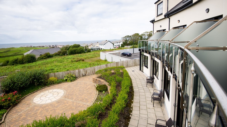 Strandhill Lodge and Suites