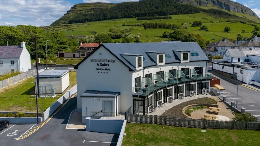Strandhill Lodge and Suites