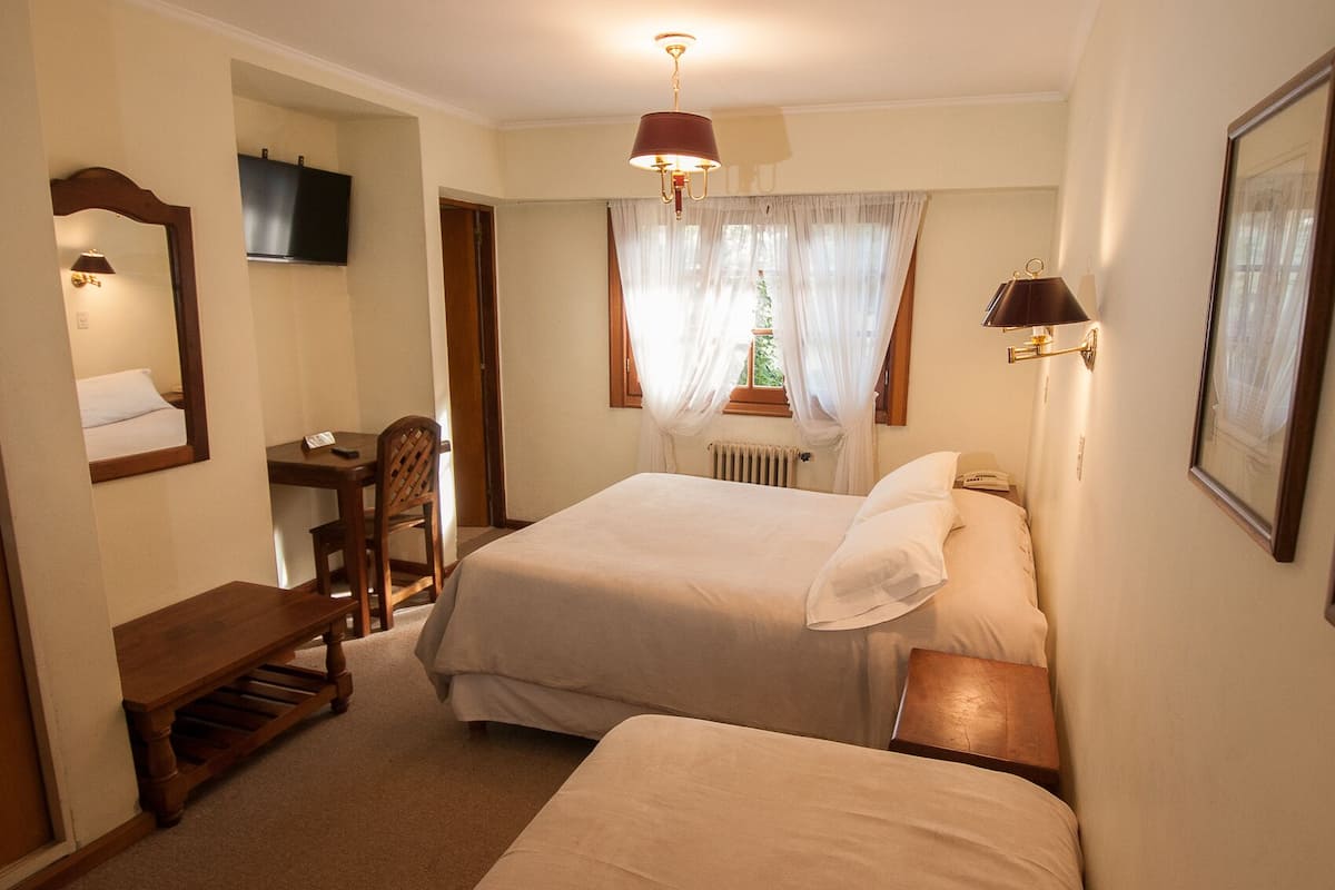 Double Intermediate Queen, Twin | Biancheria da letto di alta qualità, Wi-Fi gratuito, lenzuola