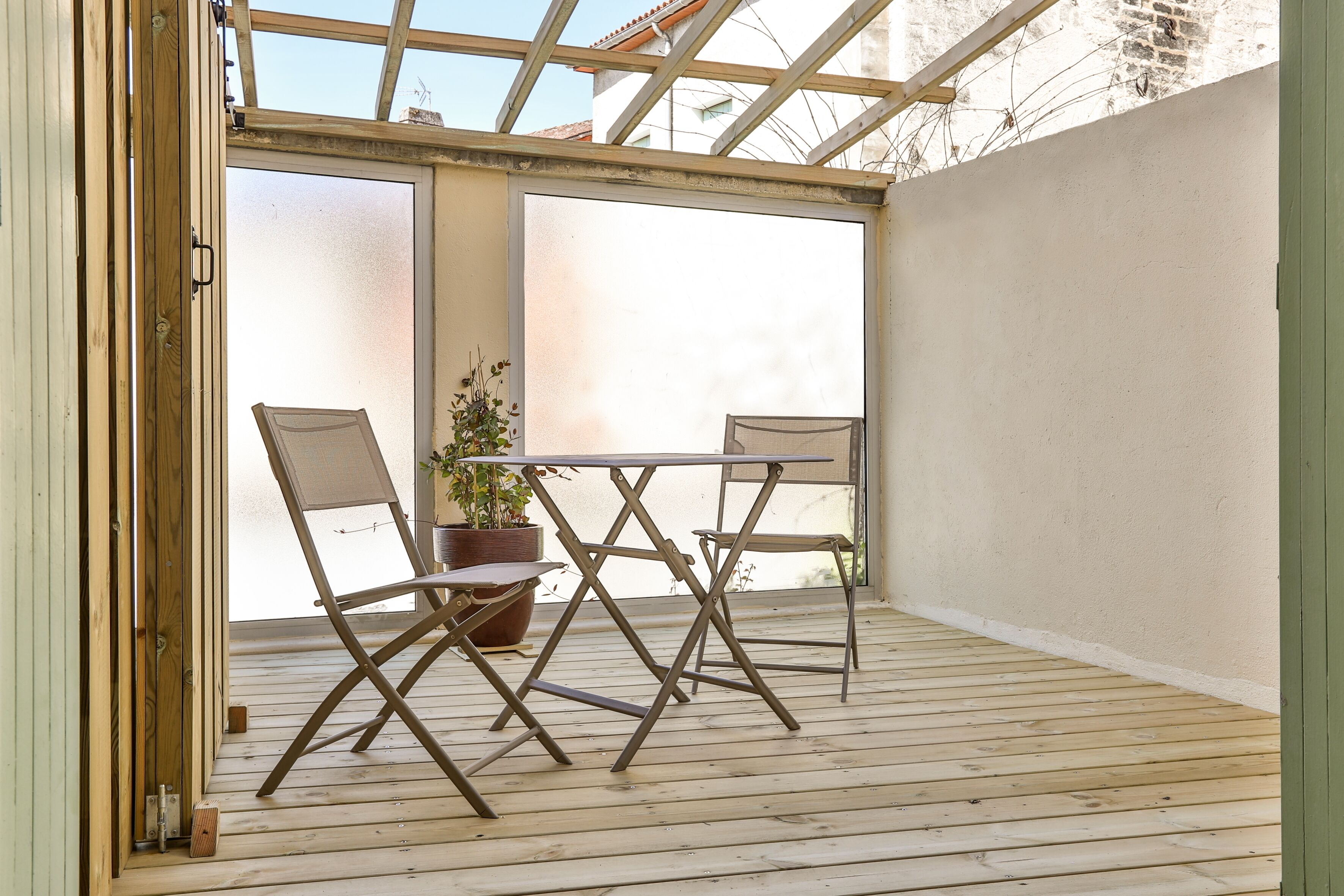 double room, terrace (batiment annexe) | terrace/patio