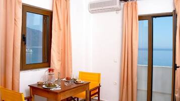 1 chambre, draps italiens Frette, décoration personnalisée