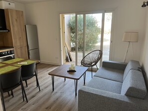 Comfort-Apartment (4 person - 56) | Wohnbereich | Flachbildfernseher