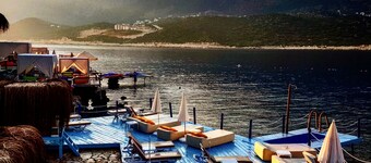 Club Antiphellos
