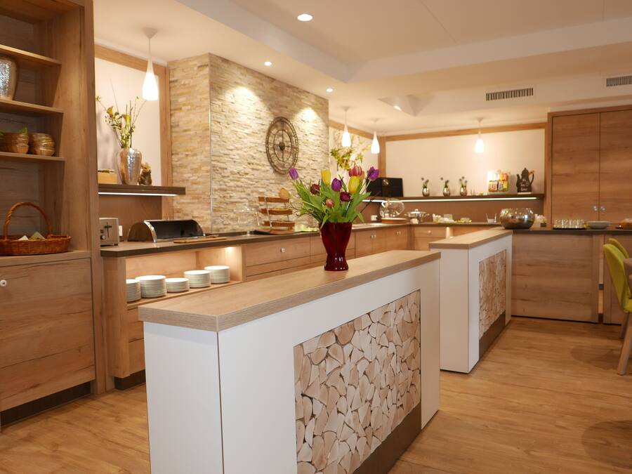 Desayuno continental gratuito