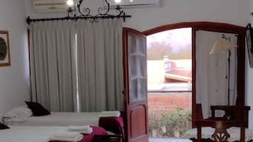 Superior Triple Room | Premium bedding, minibar, in-room safe, desk