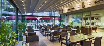 The Room Hotel & Apartments