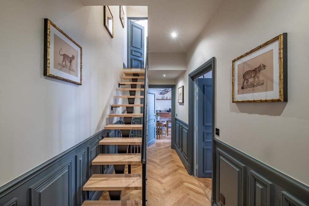 presidential suite, 3 bedrooms, balcony (margaux) | 2 bedrooms, free minibar, in-room safe, individually decorated