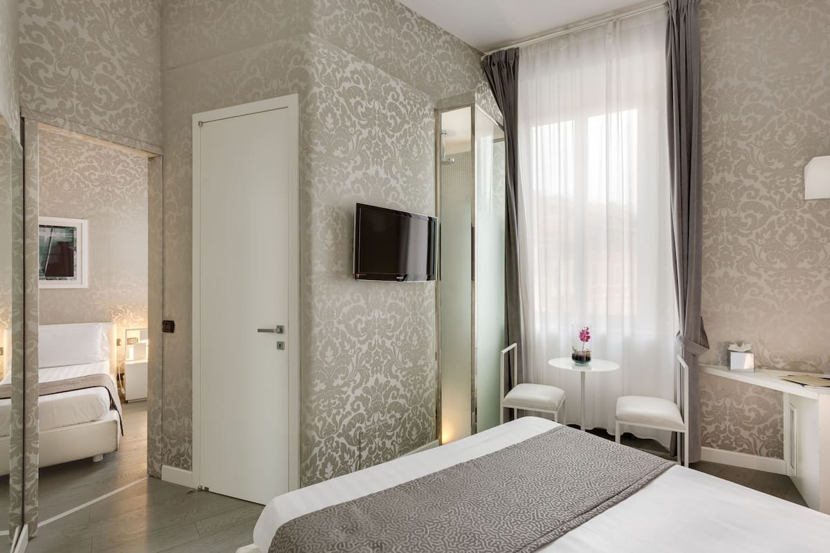 Piazza di Spagna Suites in Rome: Find Hotel Reviews, Rooms, and Prices ...
