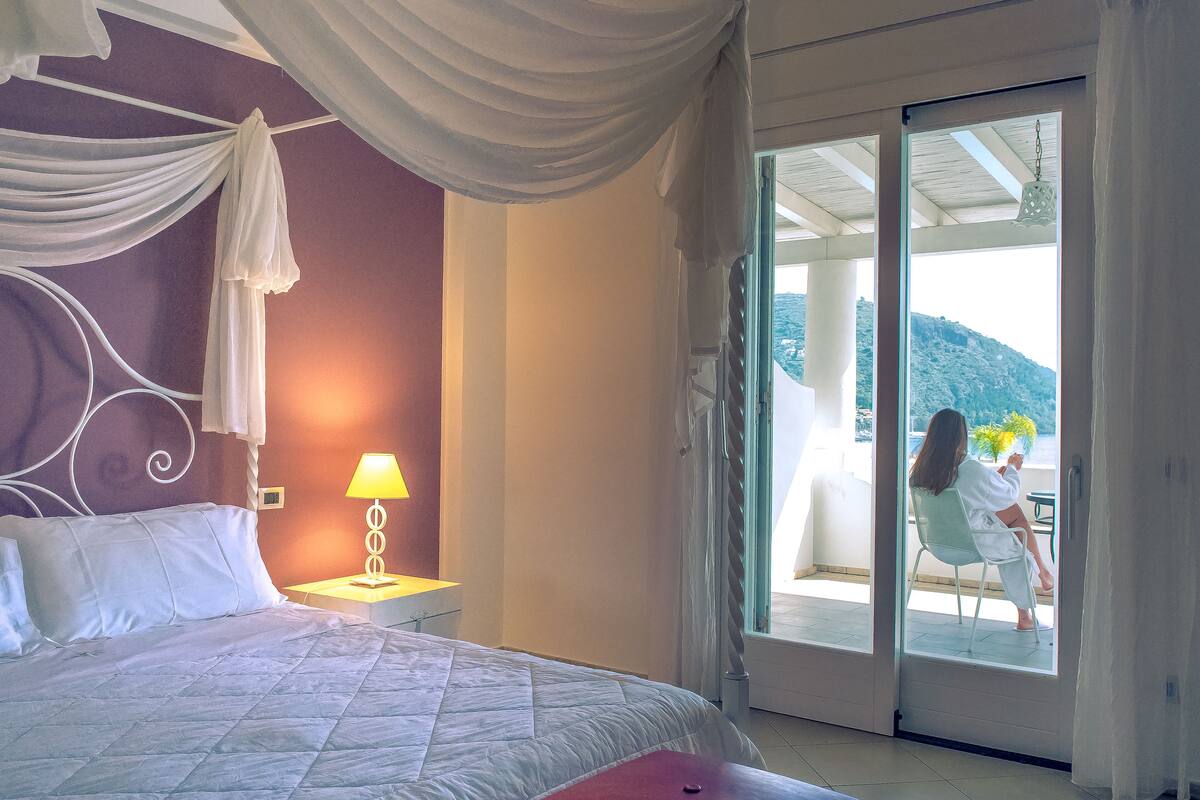 Romantisches Doppelzimmer, Terrasse, Meerblick | Ausblick vom Zimmer