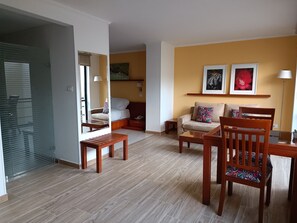 Studiosvit Standard | 1 sovrum, sängtillbehör av högsta kvalitet, duntäcken och bäddmadrasser