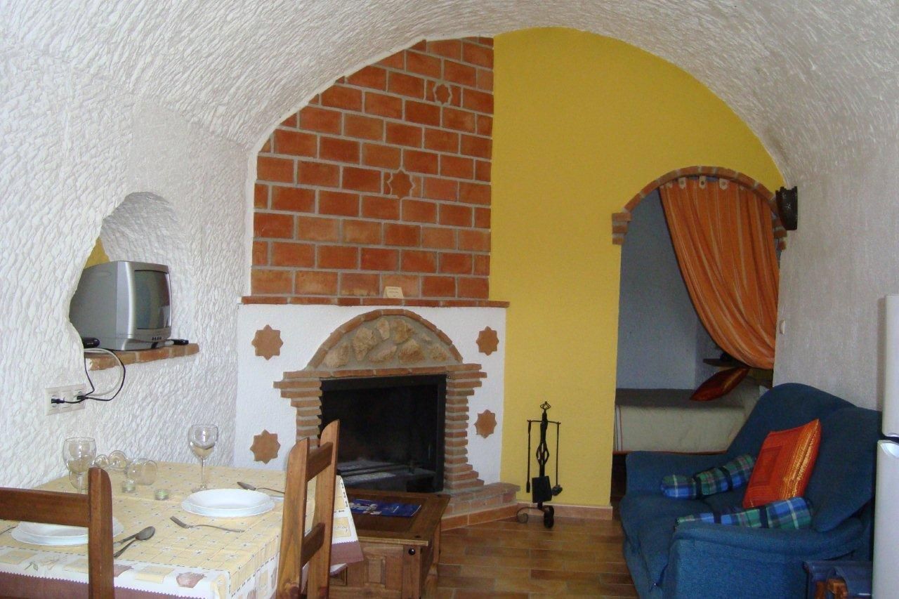 standard apartment, 1 bedroom | living area | tv, fireplace