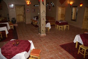 Breakfast, lunch, dinner served; pool views