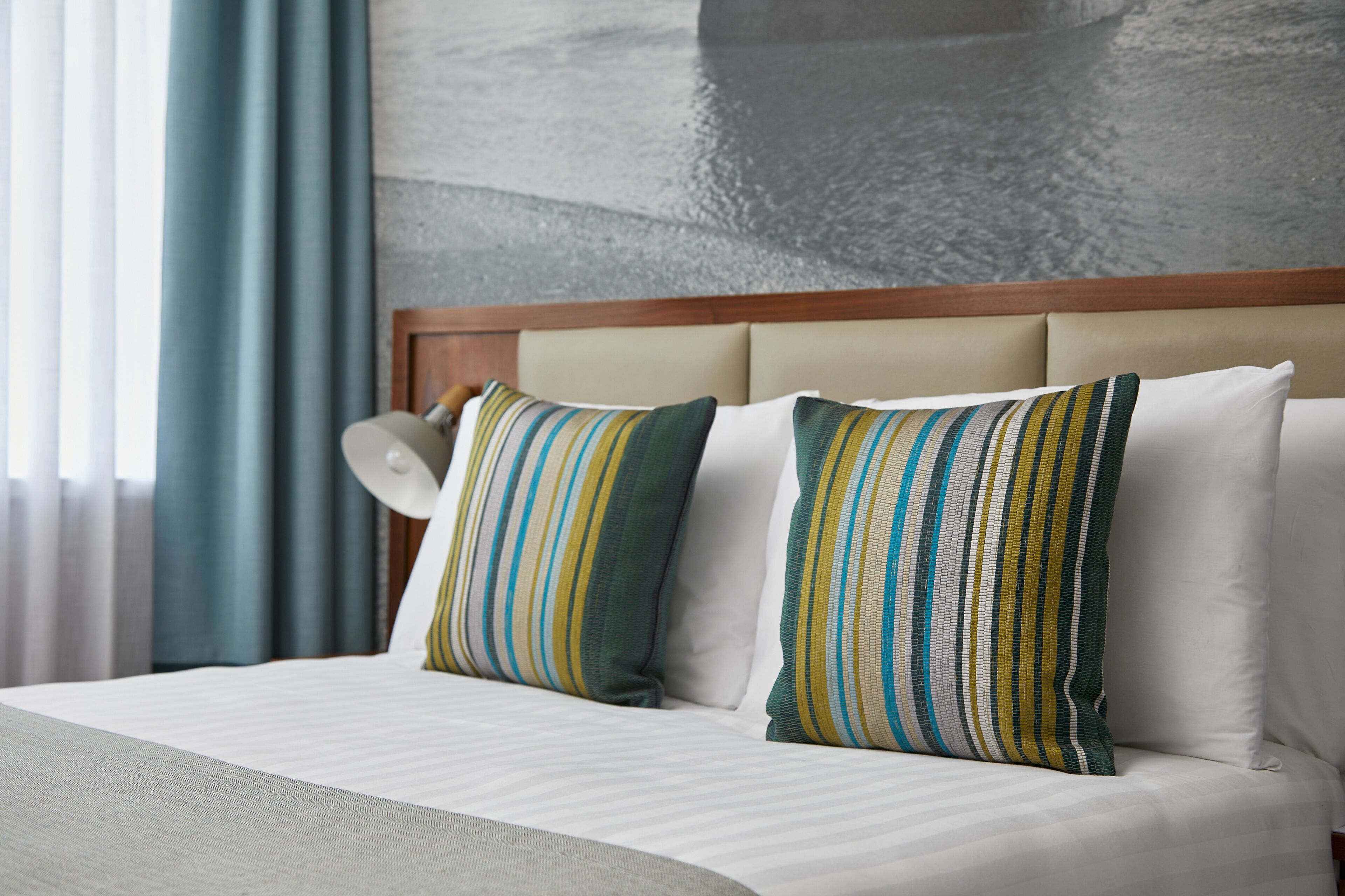 Premium bedding, in-room safe, desk, laptop workspace