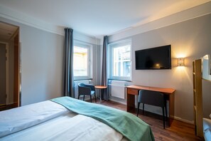 Family Room | Hypo-allergenic bedding, desk, laptop workspace, iron/ironing board - First Hotel Amalie (Tromsø)
