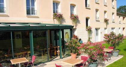 BRIT HOTEL CHATEAUDUN