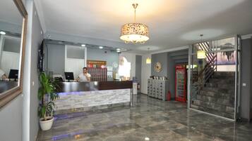 Daily continental breakfast (TRY 20 per person)