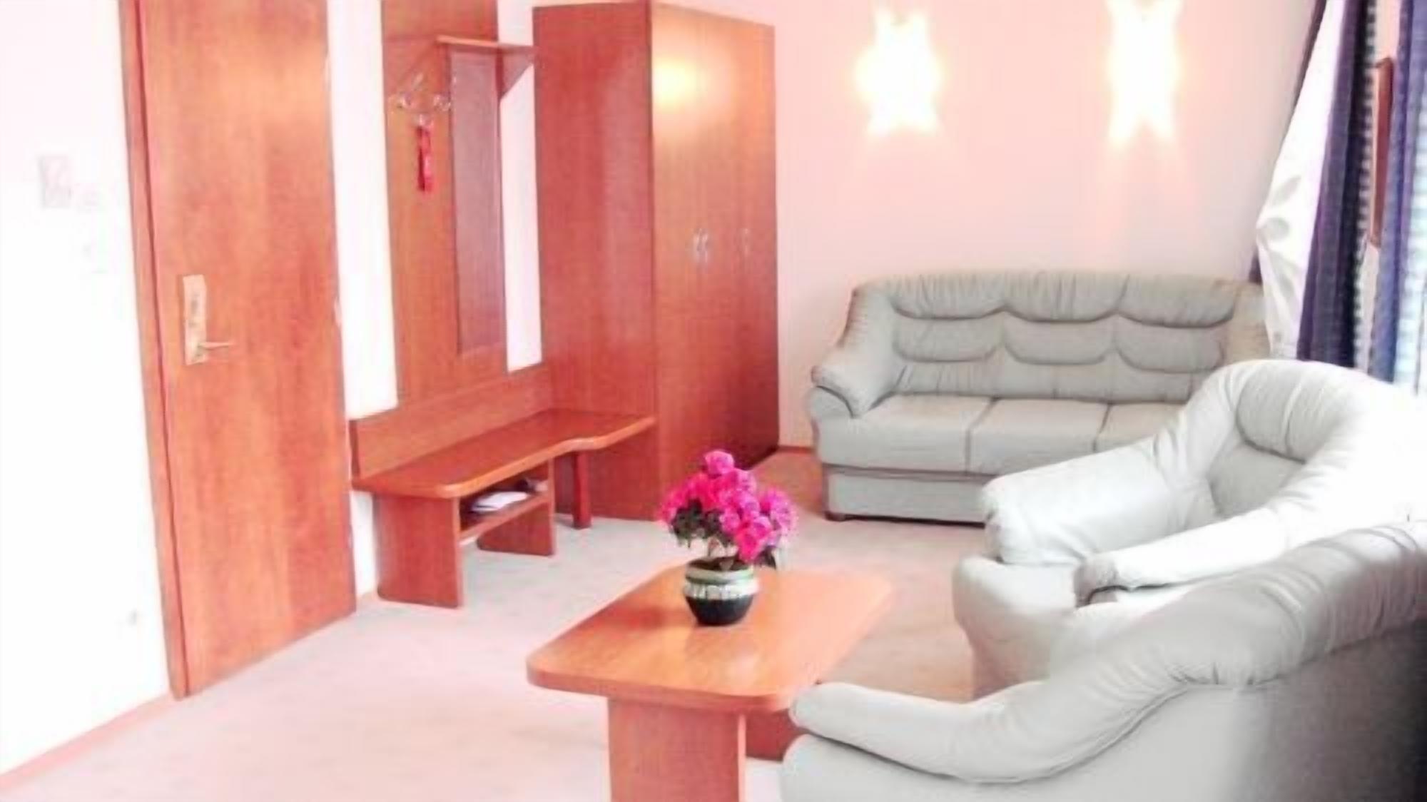 deluxe apartment | living room | 80-inch led tv with cable channels, tv