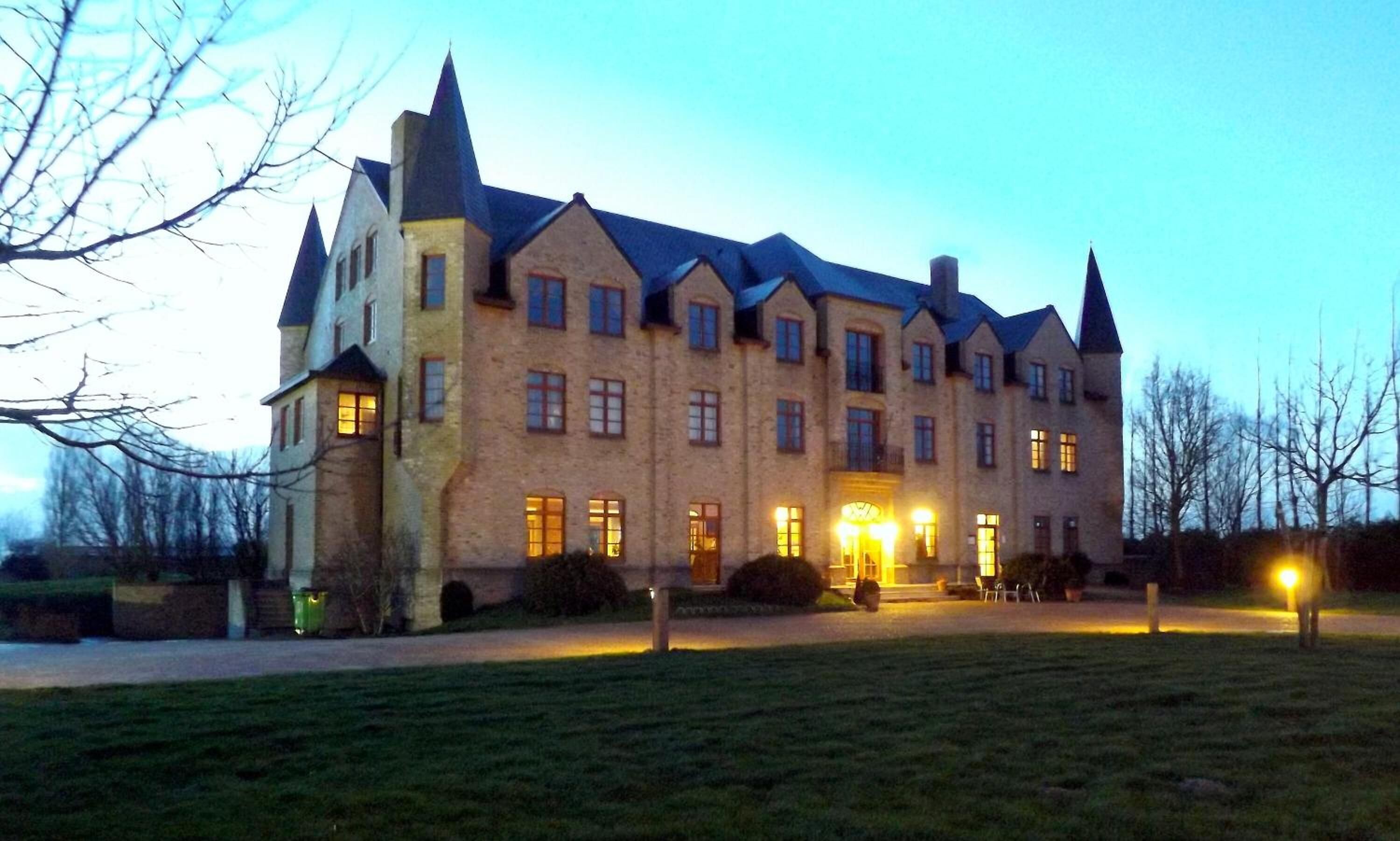 บริเวณภายน อก