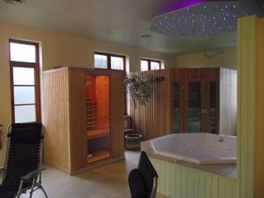 Sauna, steam room, Turkish bath/hammam, body treatments - Hotel Hinterland (Alveringem)
