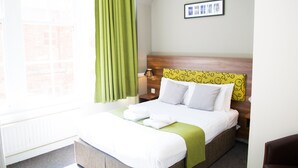 Standard Double Room | Desk, iron/ironing board, free cots/infant beds, free WiFi - Surtees (Newcastle-upon-Tyne)