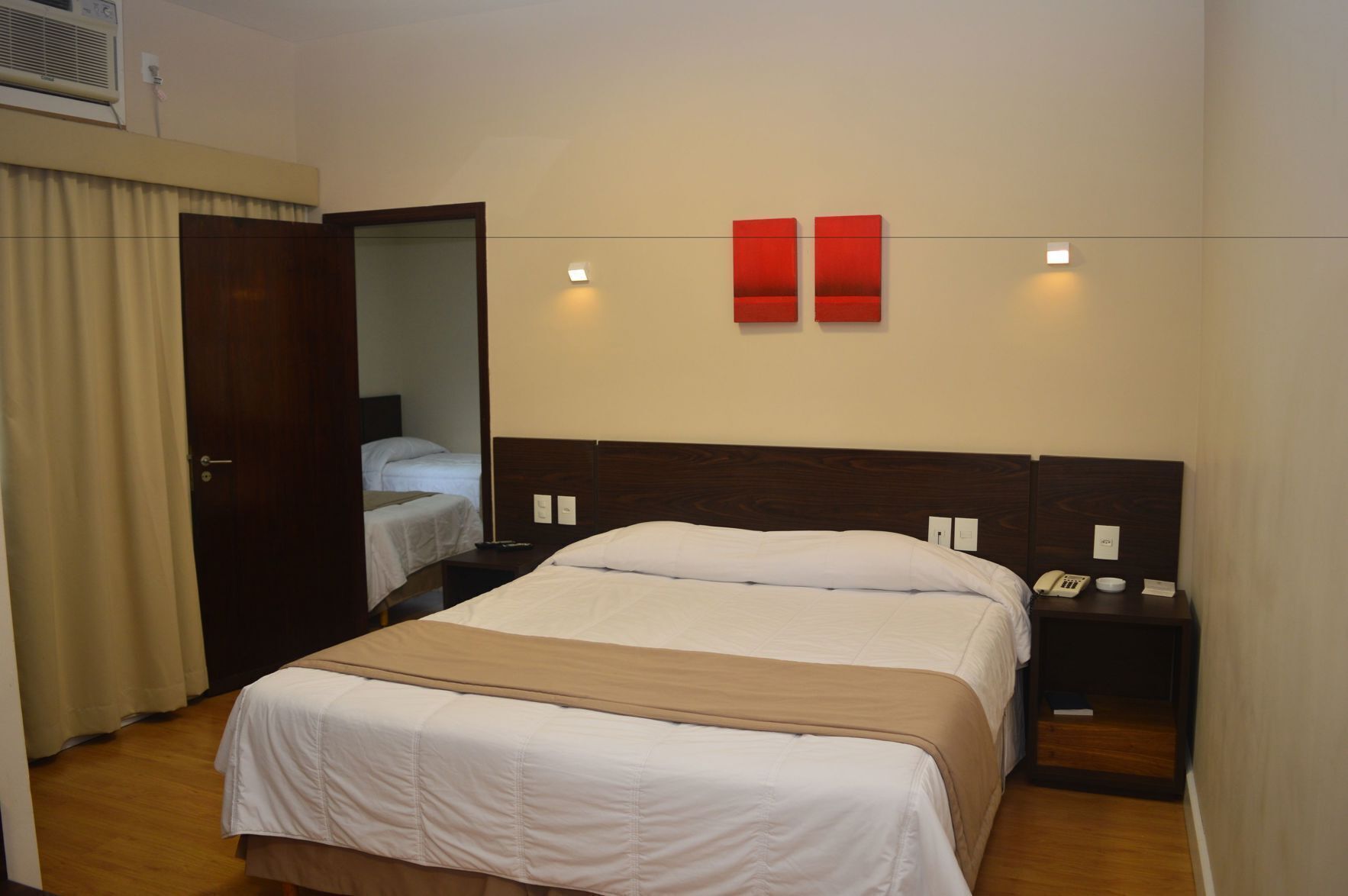 Minibar, in-room safe, free WiFi, bed sheets