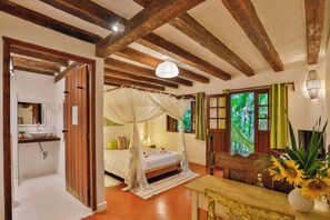 Suite Comfort | 1 soverom, sengetøy av topp kvalitet, minibar og safe på rommet