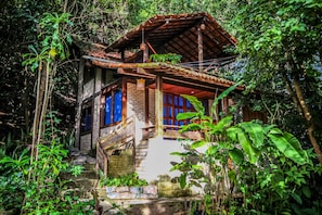 Área de juegos infantiles bajo techo