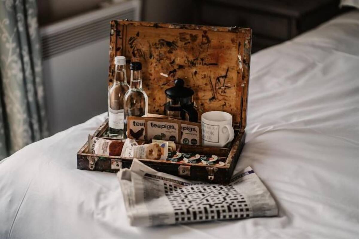 Premium bedding, individually decorated, individually furnished, desk