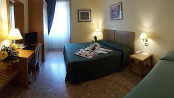 Dreibettzimmer | Italienische BettbezĂŒge von Frette, Allergikerbettwaren