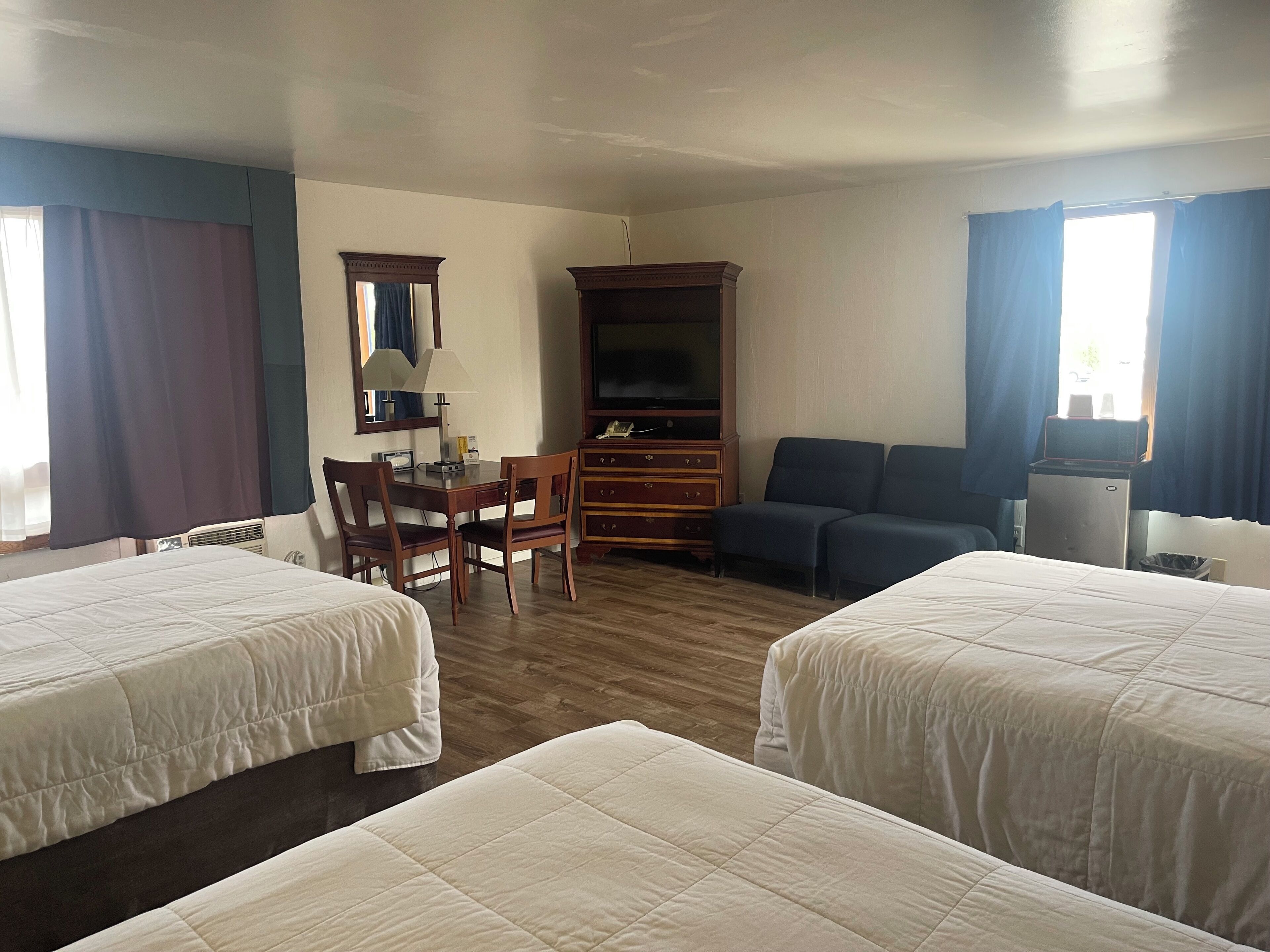 ファミリー ルーム ベッド (複数台) | 客室の設備とサービス