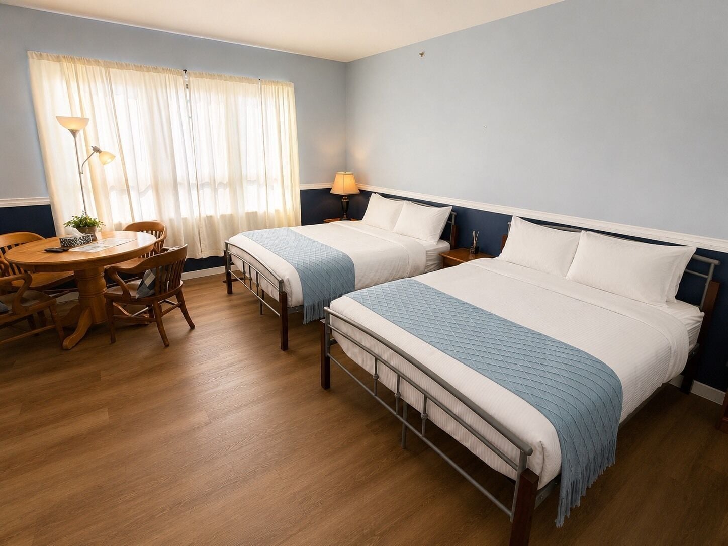 Comfort Room, Multiple Beds