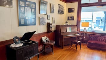 Hall