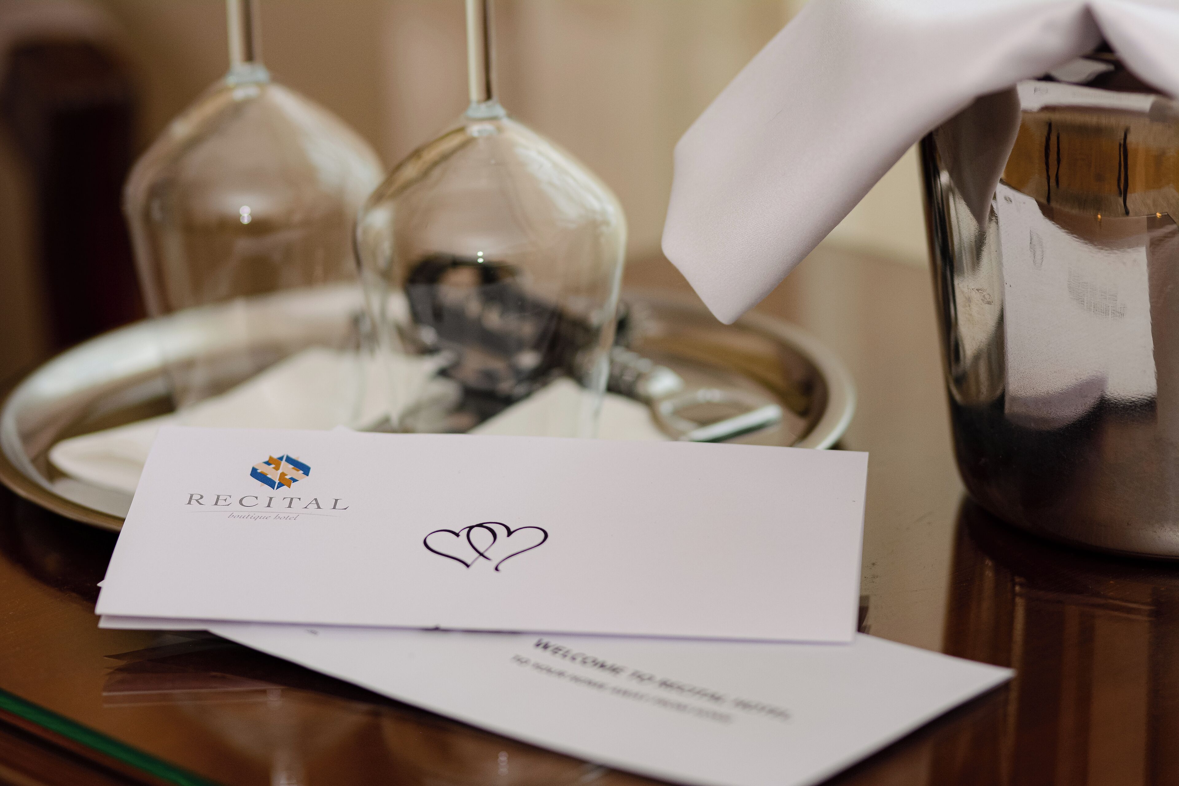 1 bedroom, egyptian cotton sheets, premium bedding, down duvets