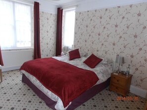 Suite, eget bad (Superking-River view)