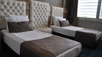 Quarto casal ou duplo standard | Roupas de cama premium, frigobar, cofres nos quartos, escrivaninha