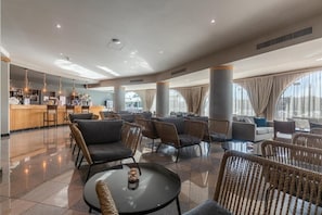 Bar (en la propiedad)