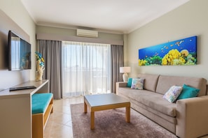 In-room safe, iron/ironing board, free cots/infant beds